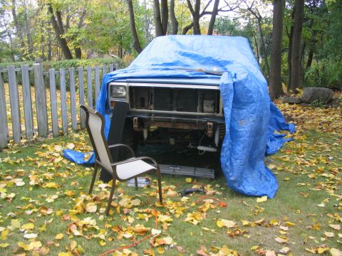 1986 Ford Bronco - Cold October rain