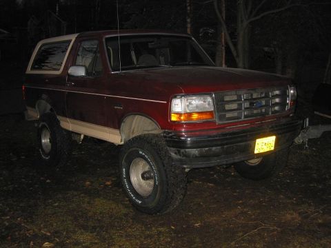 1993 Ford Bronco - New 6" lift completed