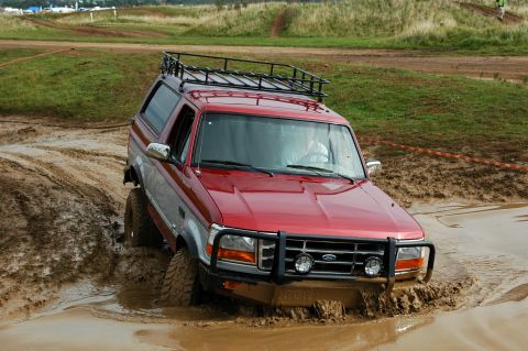 1996 Ford Bronco - Last mudhole on the course