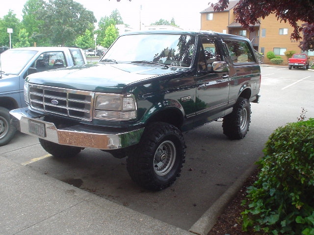 1993 Ford Bronco “Big Green”
