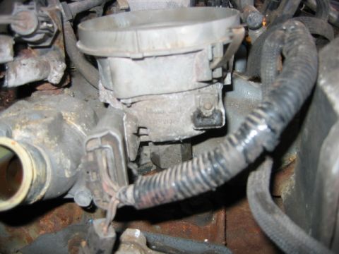 1992 Ford Bronco - TFI is mounted on the dist, not a good thing, since they are prone to heat soak. Scored one for $50 bucks with a remote mounted TFI.