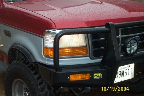 1996 Ford Bronco - Swapped clear bulb in orange cover with the orange bulb in the clear cover.