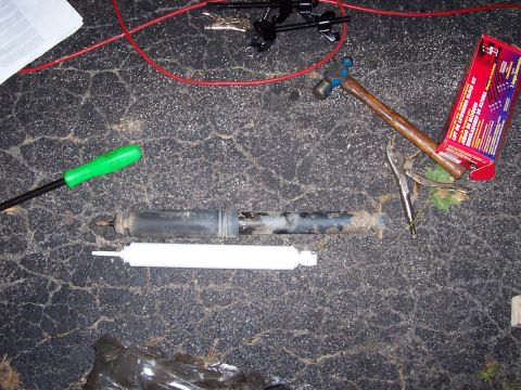 2000 Jeep Cherokee - Notice, no condom on this shock