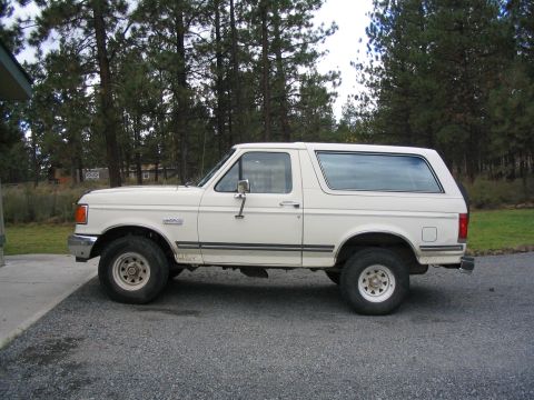 1988 Ford Bronco - stock height on 31's