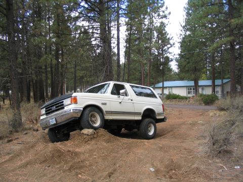1988 Ford Bronco - a little more