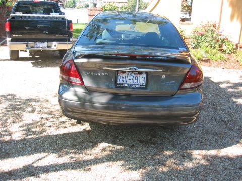 2003 Ford Taurus photo