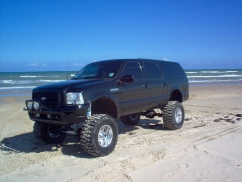 2000 Ford Excursion - beach poser