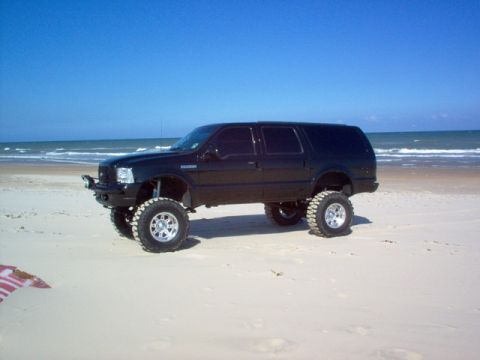 2000 Ford Excursion - trailer queen