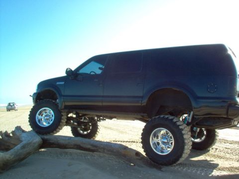 2000 Ford Excursion - the log was surprised