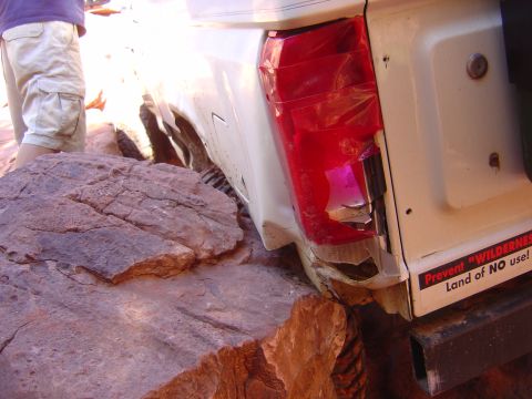 1993 Ford Bronco - keith knocking out his taillight again