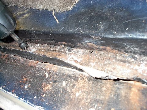 1986 Ford Bronco - Spot weld cutter in action. Once they're drilled out you just seperate the rest with a cold chisel to pry under what's left of the metal ed…
