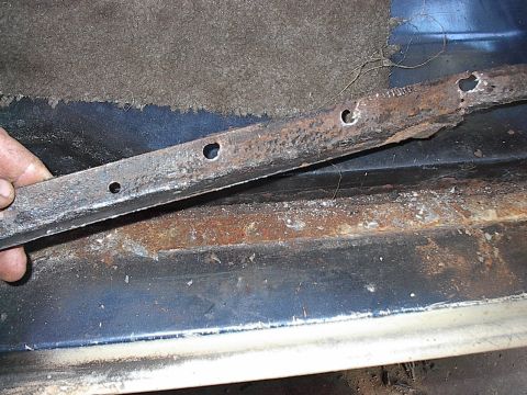 1986 Ford Bronco - There wasn't much left of the old edging. The rocker looks rusty but........