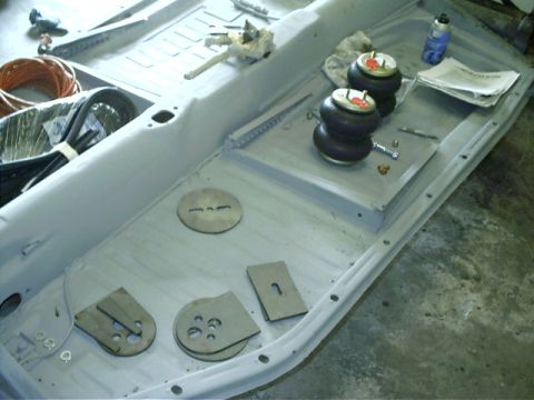 1972 Volkswagen Beetle - Several Airride goodies waiting for installation... If I werent so busy with customer cars I could finish it! But It will be done by spring…