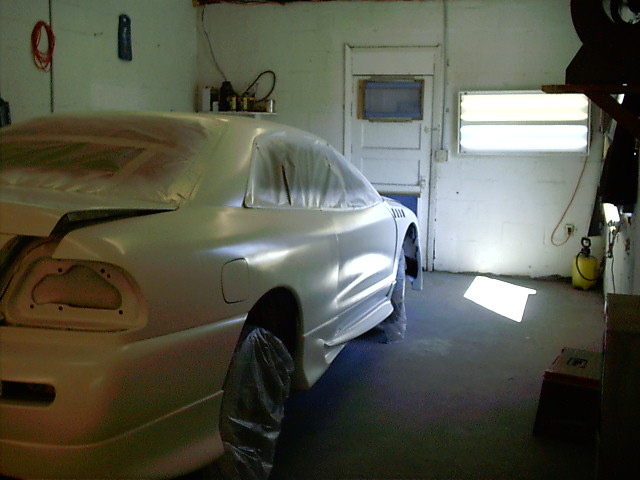 Pic of the white finished... this shot is before the pearl was sprayed.