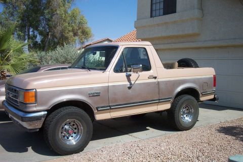 1988 Ford Bronco photo