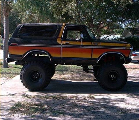 2002_11 - 1979 Ford Bronco