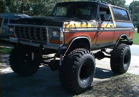 1979 Ford Bronco - This modified 1978 Ford Bronco features a lifted suspension and custom paint job.