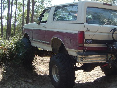 1993 Ford Bronco - This lifted 1993 Ford Bronco navigates rough terrain with its large tires, its off-road capabilities.