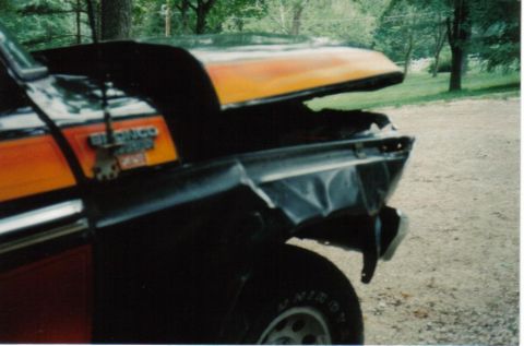 1979 Ford Bronco - The front of a 1979 Ford Bronco shows significant damage to the fender and hood.