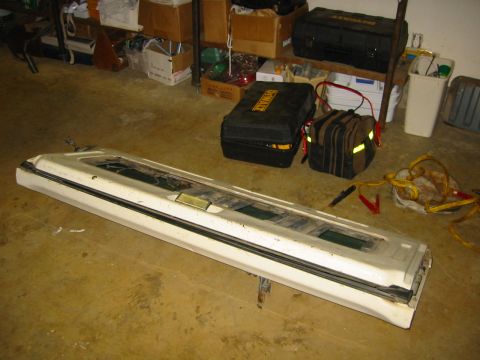 1988 Ford Bronco - Here is the old tailgate off