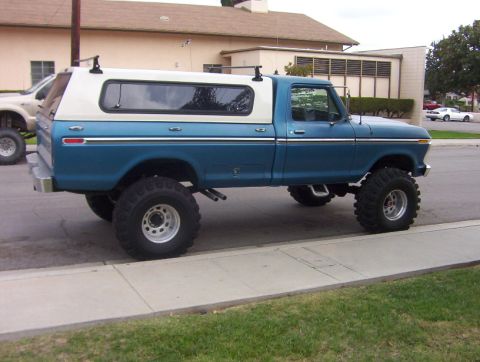 2000 Ford F-450 - 1977 with a 351