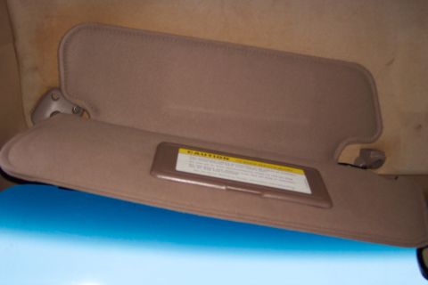 1986 Ford Bronco - Dual sunvisors from a later model Bronco