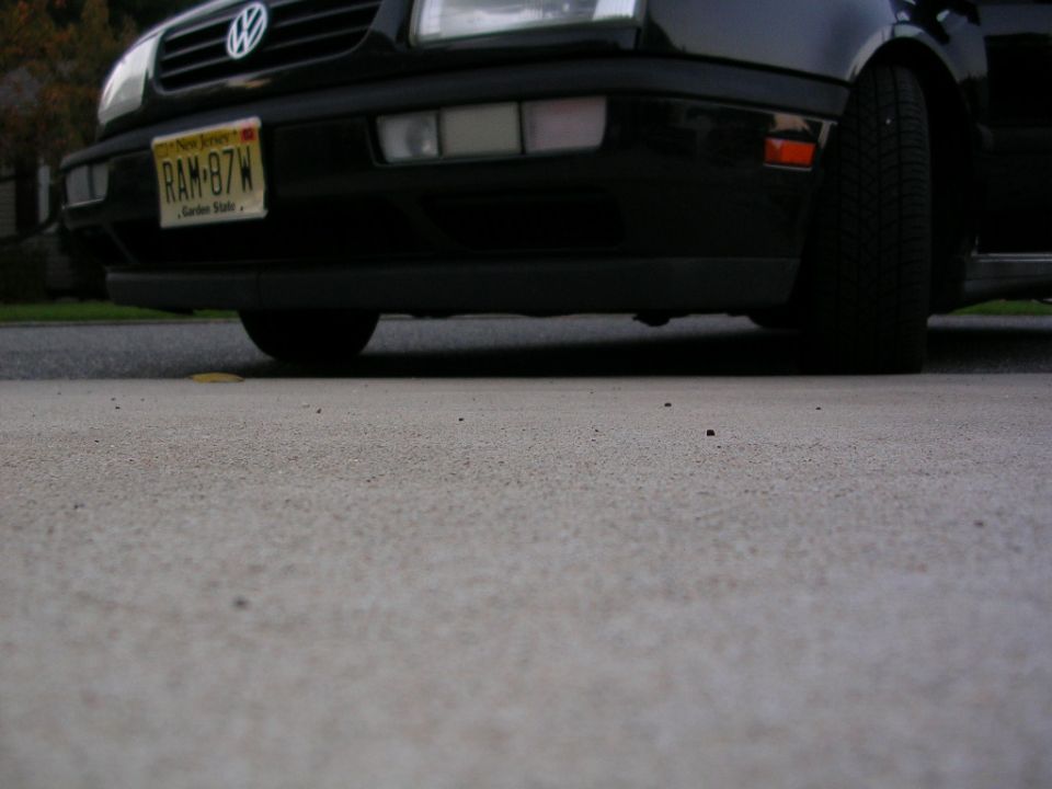 Volkswagen Golf front end with license plate RAM-87W