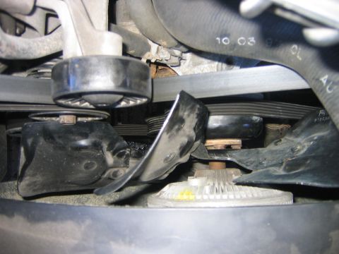 1995 Ford Bronco - Next I removed the fan from the clutch so it would not hit the shroud or radiator when I moved the engine.