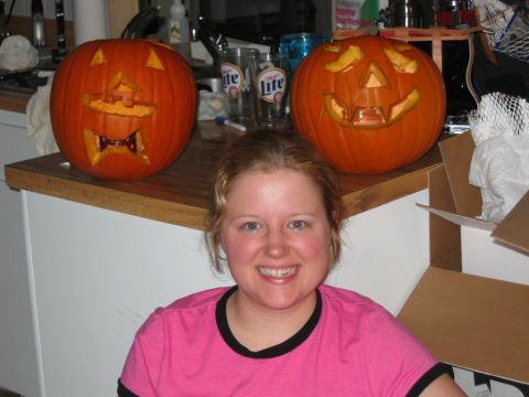 1985 Ford LTD Crown Victoria - Woman and her carved pumpkins ready for Halloween.