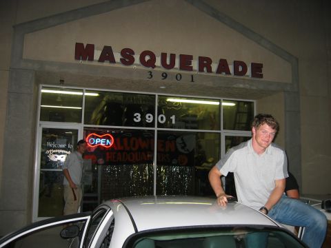 1989 Ford Bronco - Success! We are at the costume shop. www.masqueradeinc.com Peders getting out of the car the airport lent us through the window since the d…