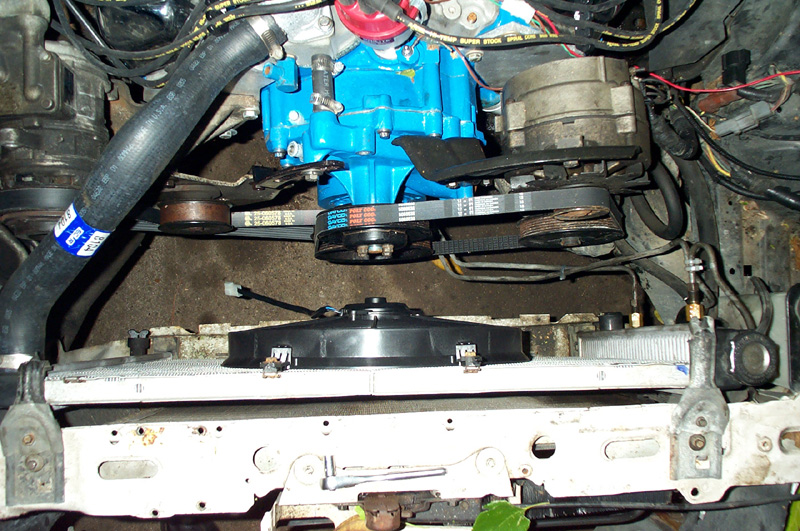 Radiator and fan installed. Plenty of room for a larger radiator...should the need arise.