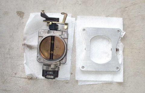 1998 Ford Crown Victoria - My "new" 70mm FRPP throttlebody and intake spacer.