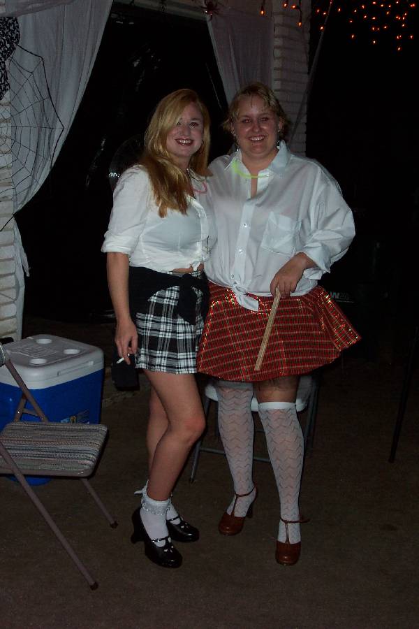 Uh-oh, another schoolgirl...