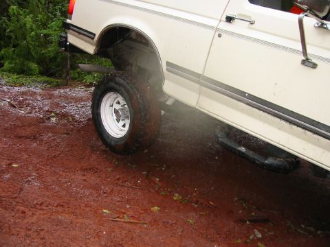 1988 Ford Bronco - went hunting and found an area to flex out the bronco a little since the lift being installed. now i just need some 35's