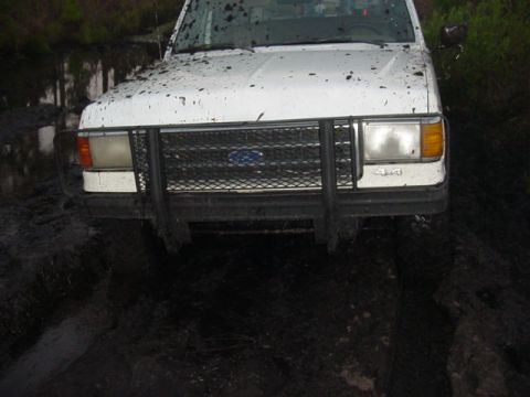 1989 Ford Bronco - Nasty mud but not alot of water(my favorite!!!)
