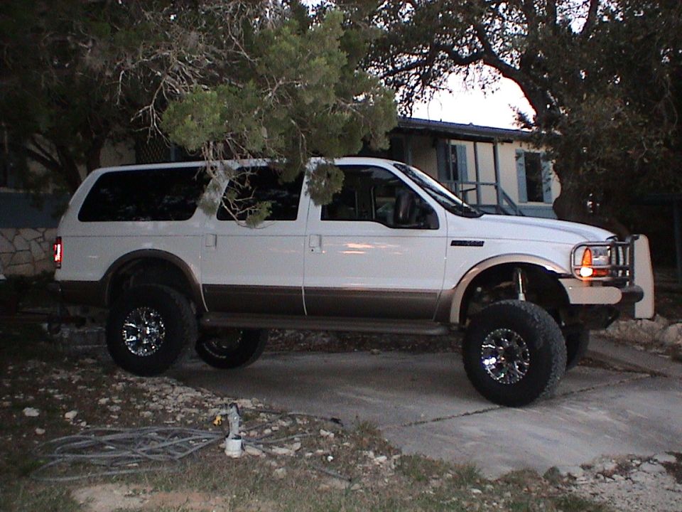2004 Ford Excursion