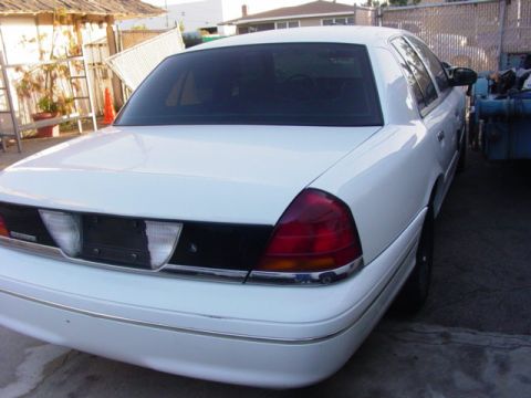 1999 Ford Crown Victoria photo