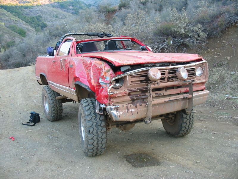 Such a bummer. Buddy's rig after a friggin' freak rolling accident..