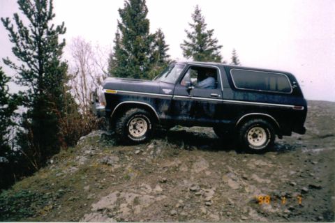 1979 Ford Bronco - Atop Maclean hill.