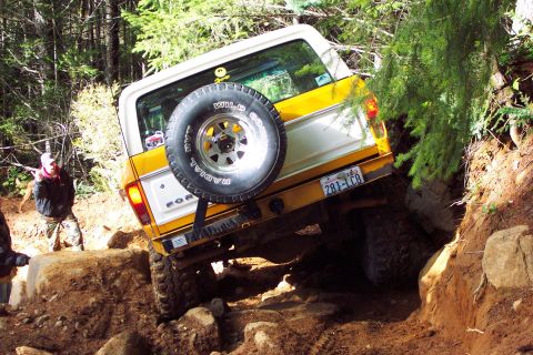 1996 Ford Bronco - Tony Going Down Mini Rubicon (11/6/2004)