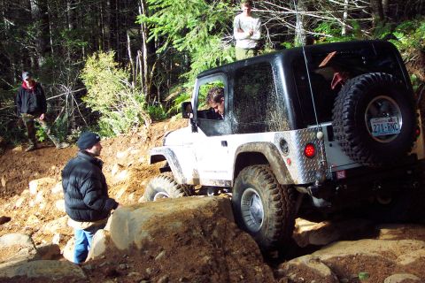 1996 Ford Bronco - Jeff Going Down Mini Rubicon (11/6/2004)