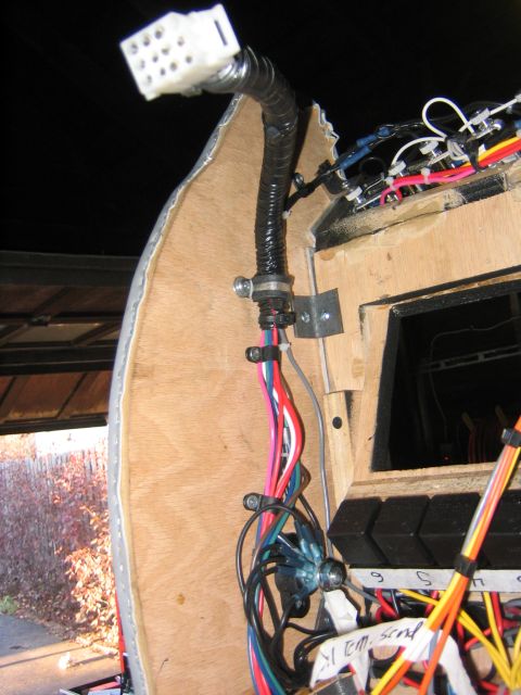 1995 Ford Bronco - Got mpre wiring done, this is one of the connectors that will link the console to the B'co