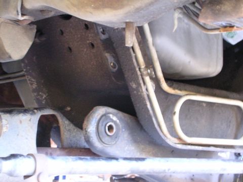 1995 Ford Bronco - Look ma, no pivot mounting bracket!