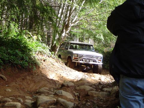 1989 Ford Bronco - Todd approaching "little rubicon"