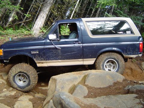 1989 Ford Bronco - Mikes turn
