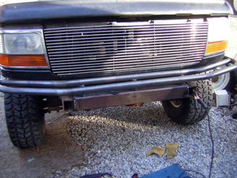 1995 Ford Bronco - Custom tubular front bumper installed on a 1995 Ford Bronco.