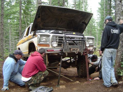 1989 Ford Bronco - Trying to figure out why tonys truck wont turn left