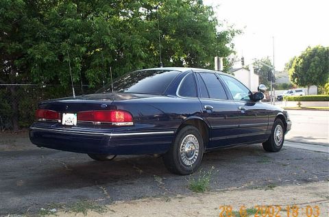 1997 Ford Crown Victoria photo
