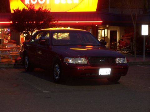 2001 Ford Crown Victoria - Another great shot of Big Red.