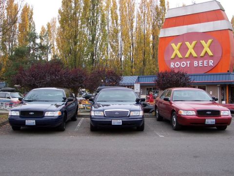 2001 Ford Crown Victoria - Another one before lunch.